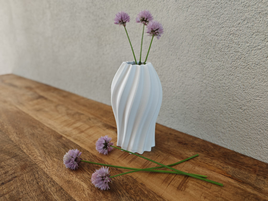 Solstice Spire Vase
