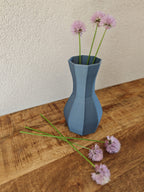Back to basic vase