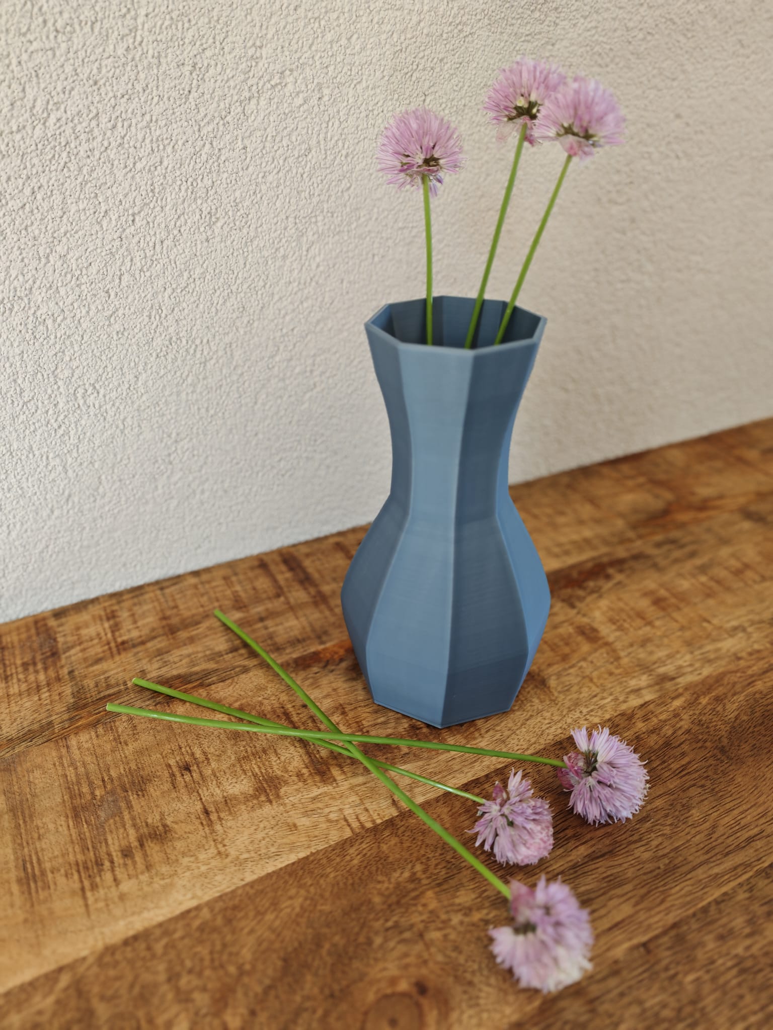 Back to basic vase