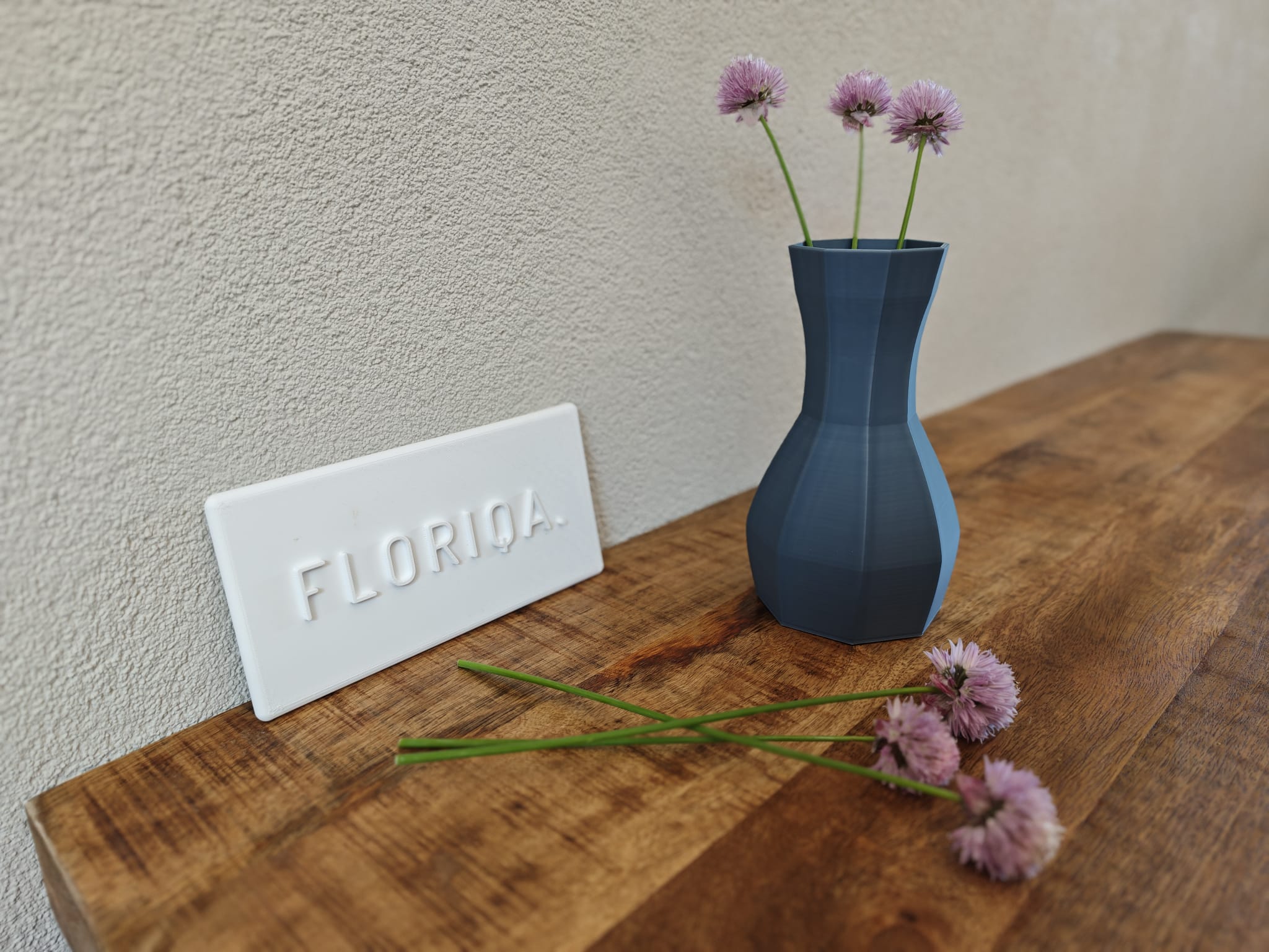 Back to basic vase
