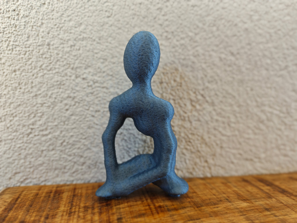 Imagine sculpture